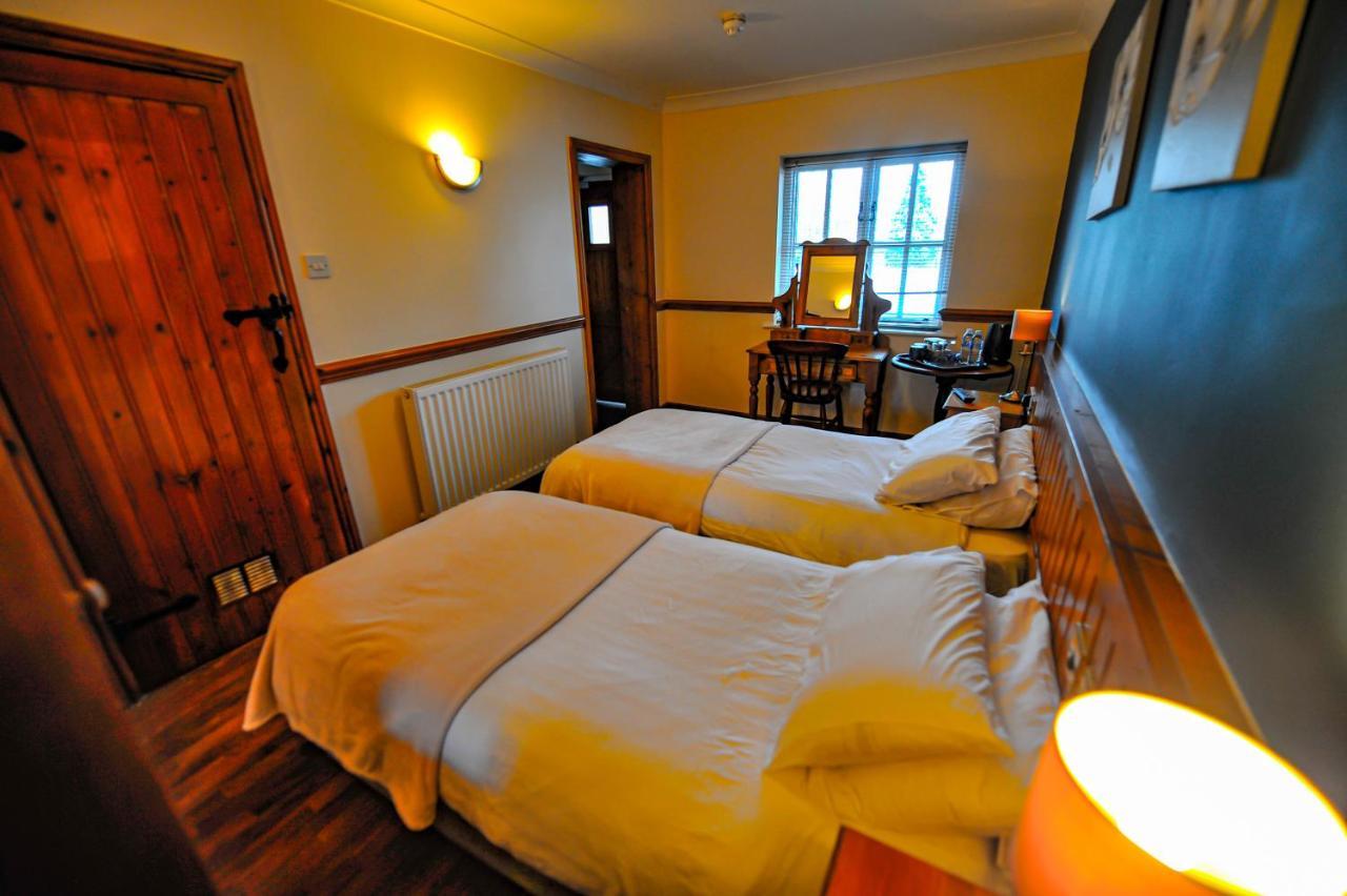 The Coachman Pub, Hartford, Room Only Hartford  Eksteriør billede