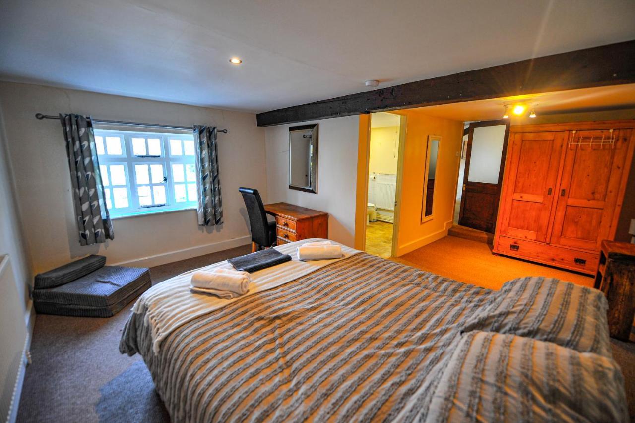 The Coachman Pub, Hartford, Room Only Hartford  Eksteriør billede